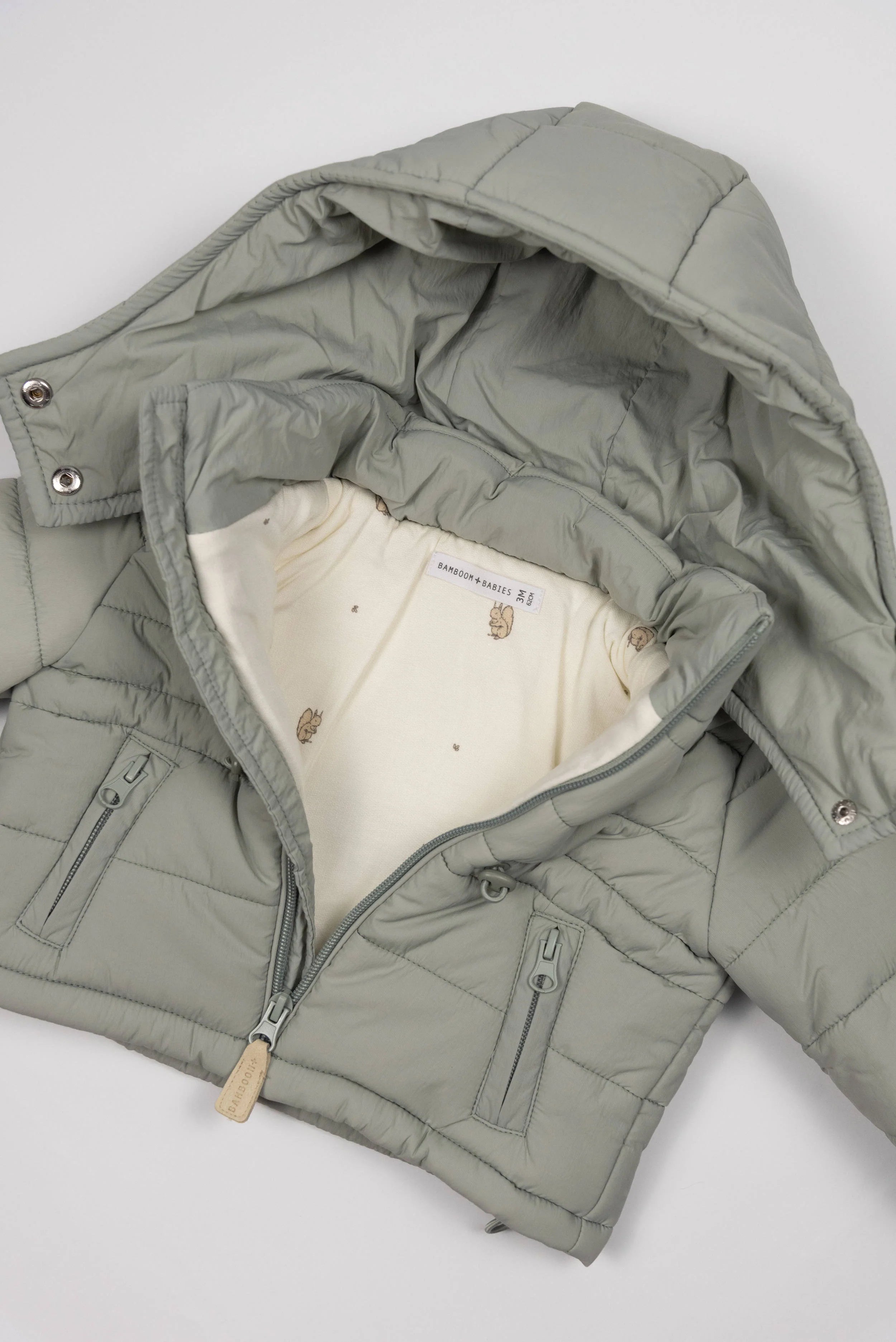 Giacca con cappuccio removibile - MOSS GREY 351 - Be Brave Boutique