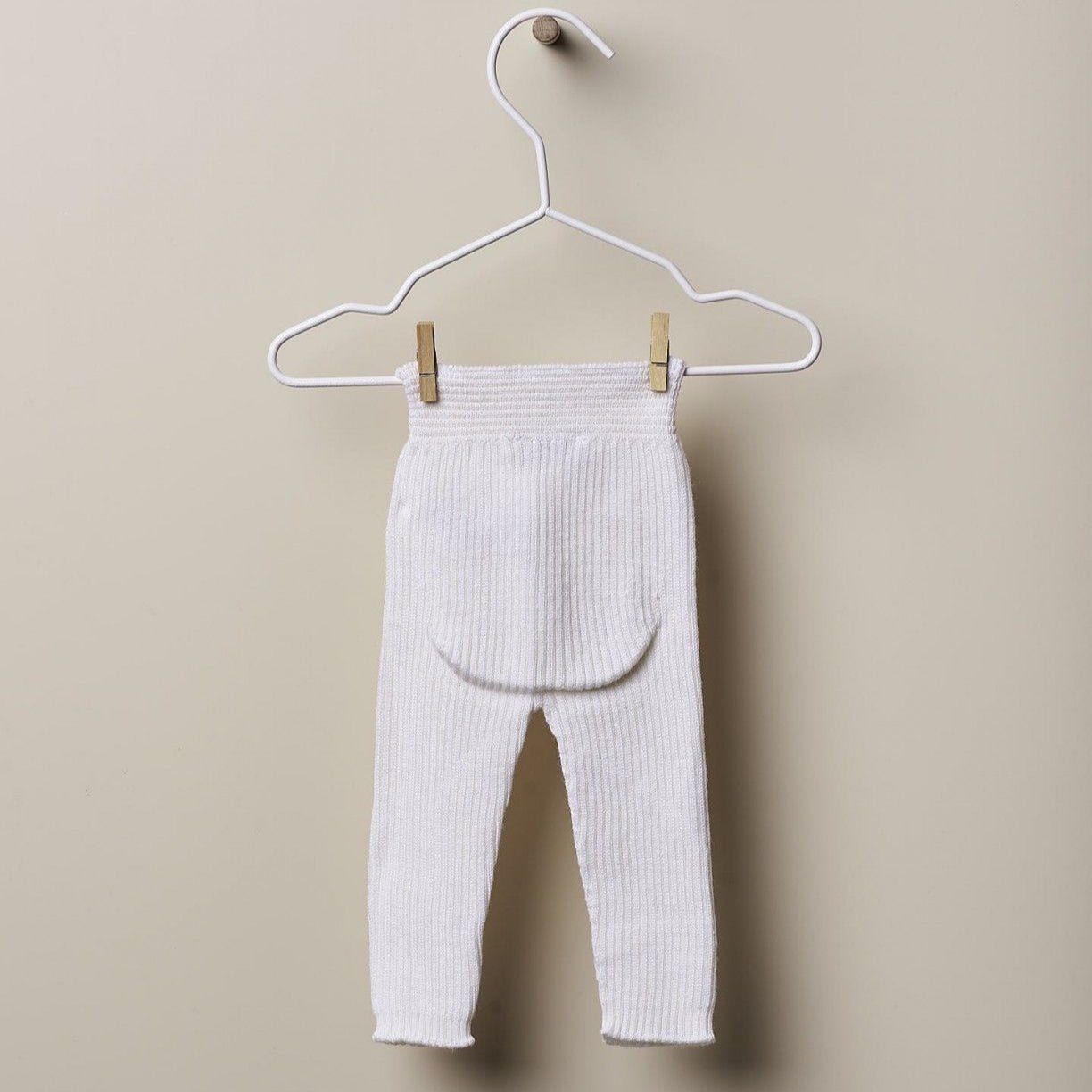 Completo THIS IS WINTER LOVE in lana morbida – maglia con ricamo orsetto e pantaloni a costine - Be Brave Boutique