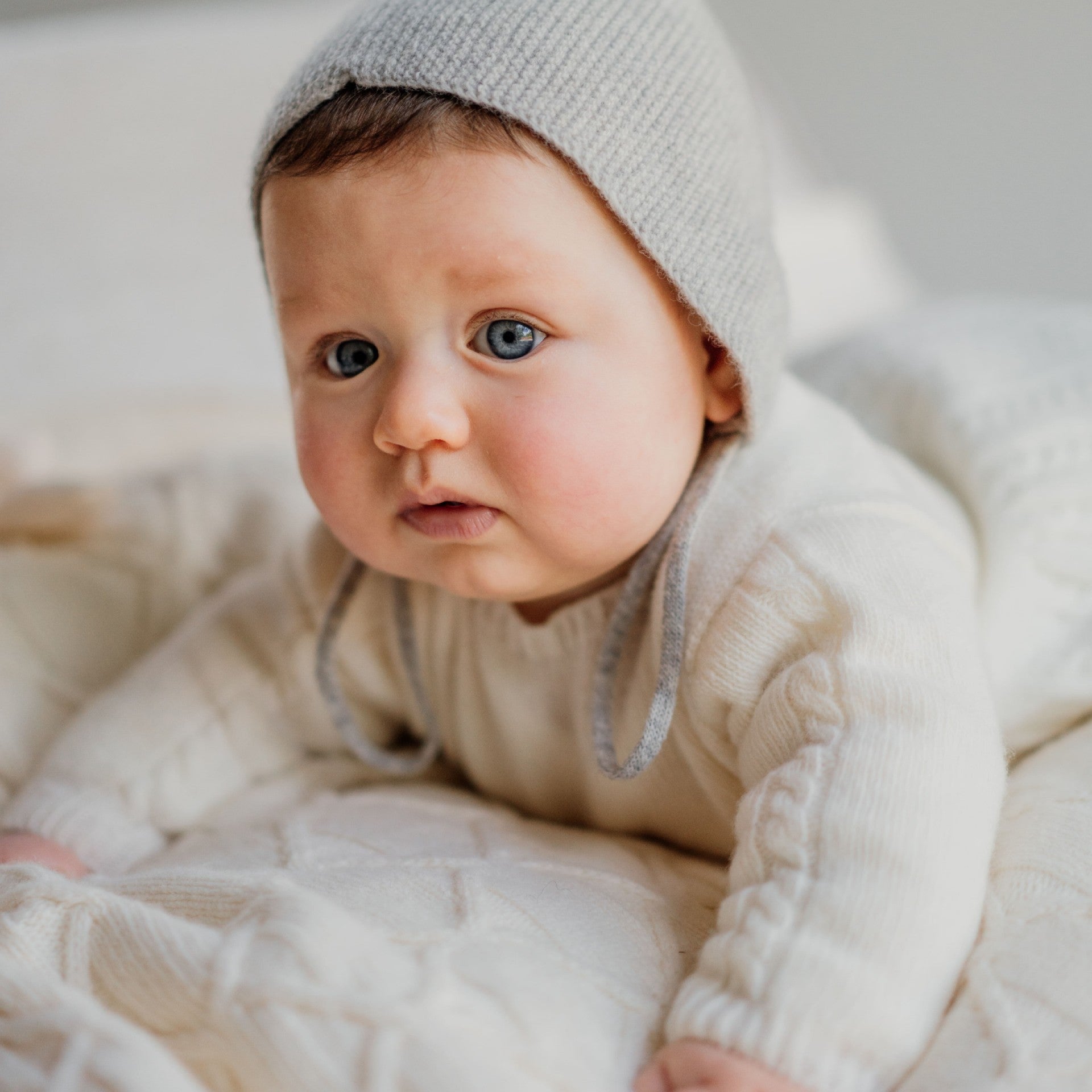 Abito in lana merinos extra fine Bianco Perla