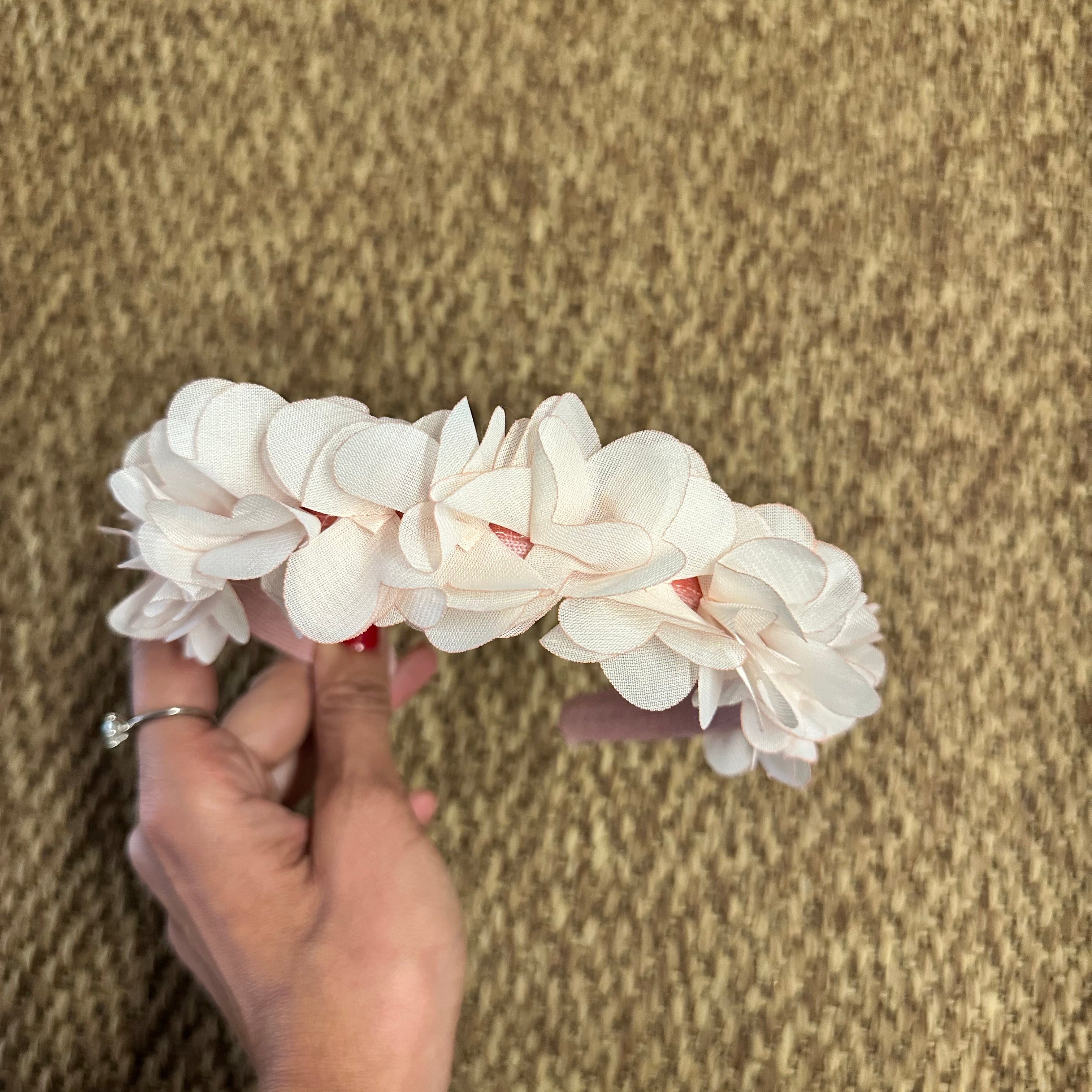 Cerchietto con Fiori in Tessuto – Raffinatezza per ogni occasione speciale - Be Brave Boutique