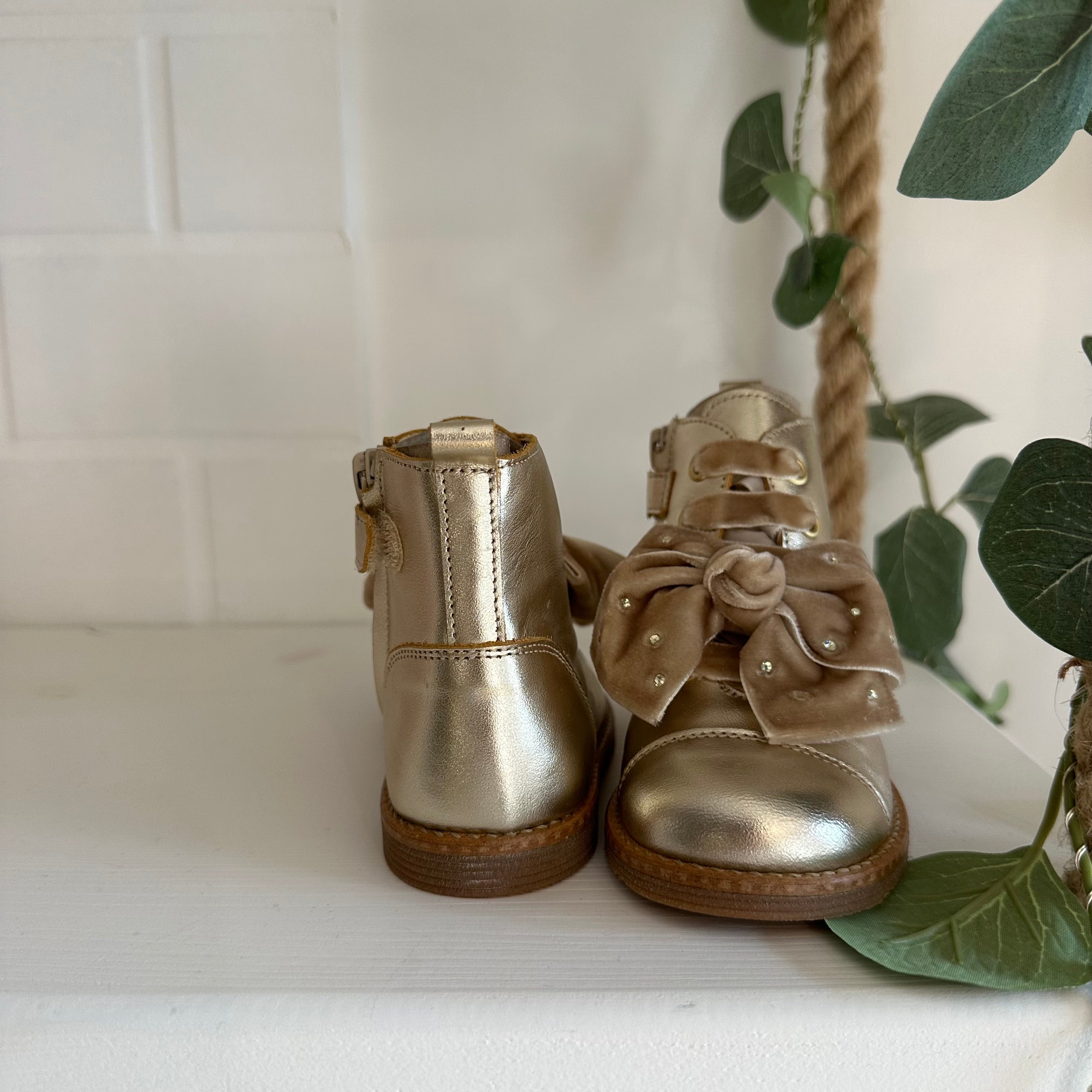 LANDANINES stivaletto in pelle oro Lucido con plantare anatomico - Be Brave Boutique