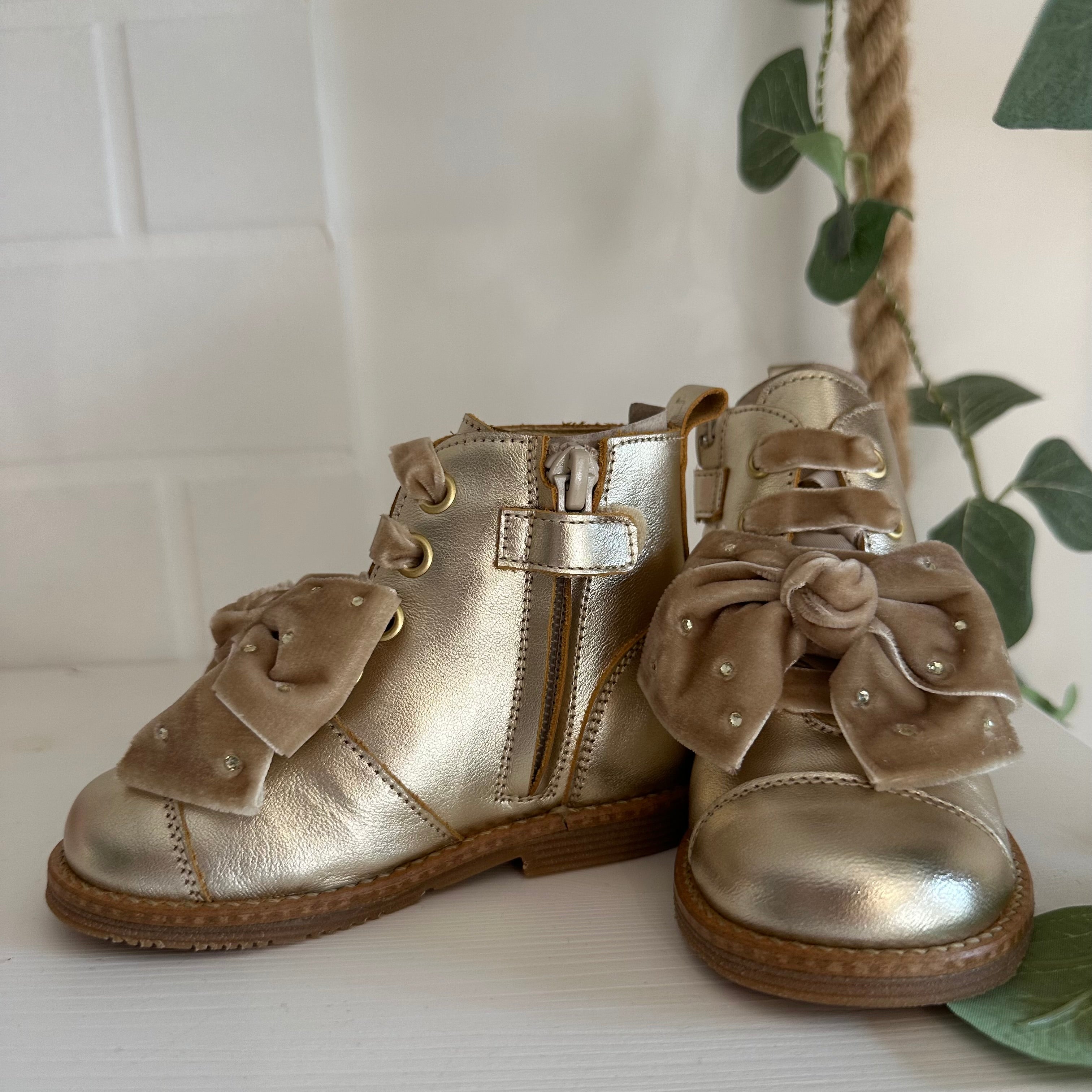 LANDANINES stivaletto in pelle oro Lucido con plantare anatomico - Be Brave Boutique