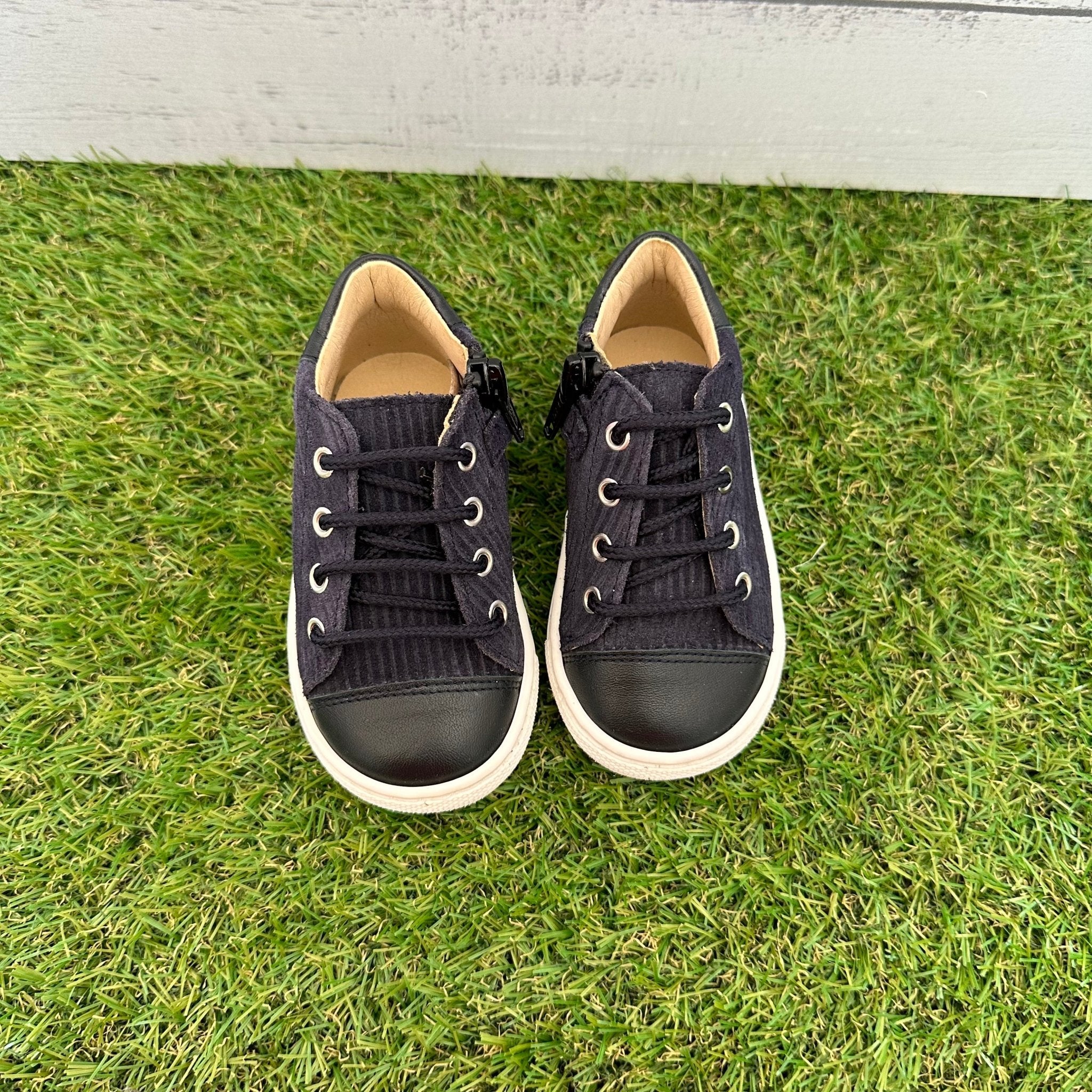 ANDANINES Sneakers allacciate con zip laterale - Be Brave Boutique