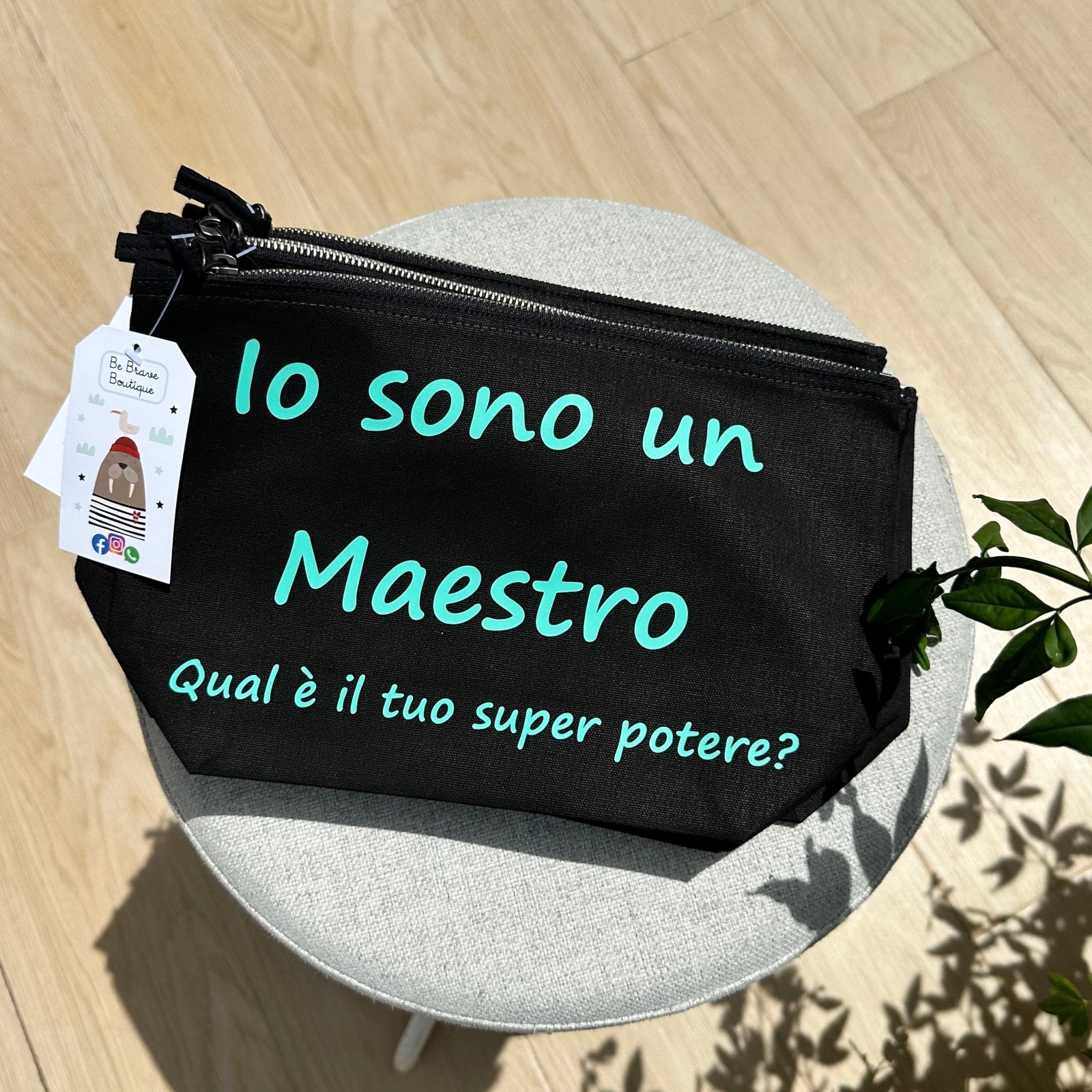 Pochette super poteri, idea regalo per Maestre - Be Brave Boutique