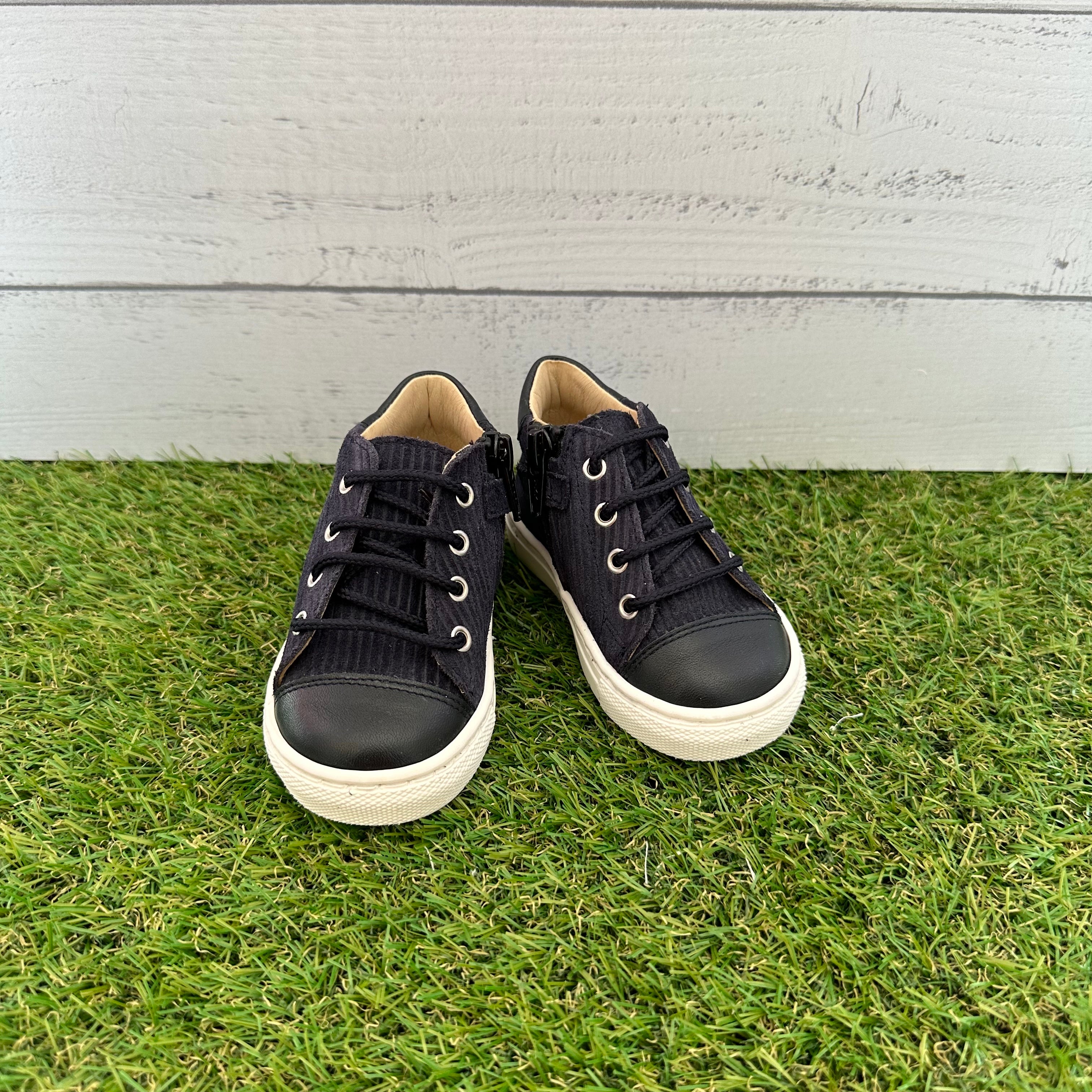 ANDANINES Sneakers allacciate con zip laterale - Be Brave Boutique