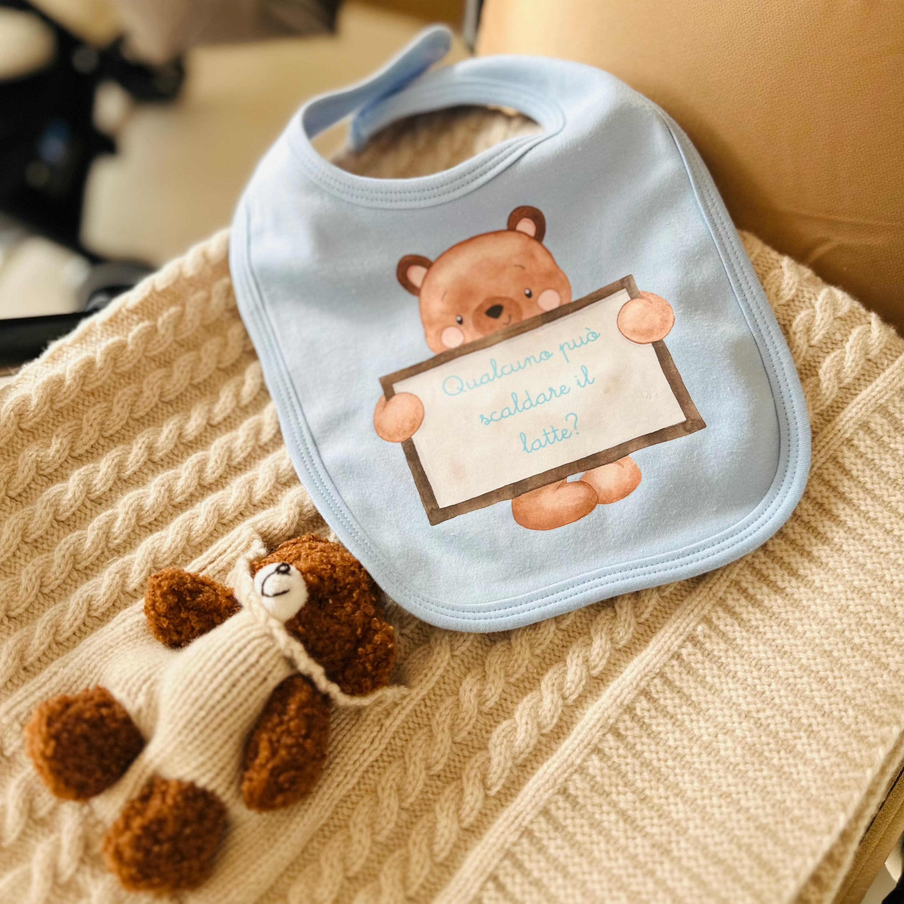 Bavaglino in Cotone organico Qualcuno può scaldare il latte? - Be Brave Boutique