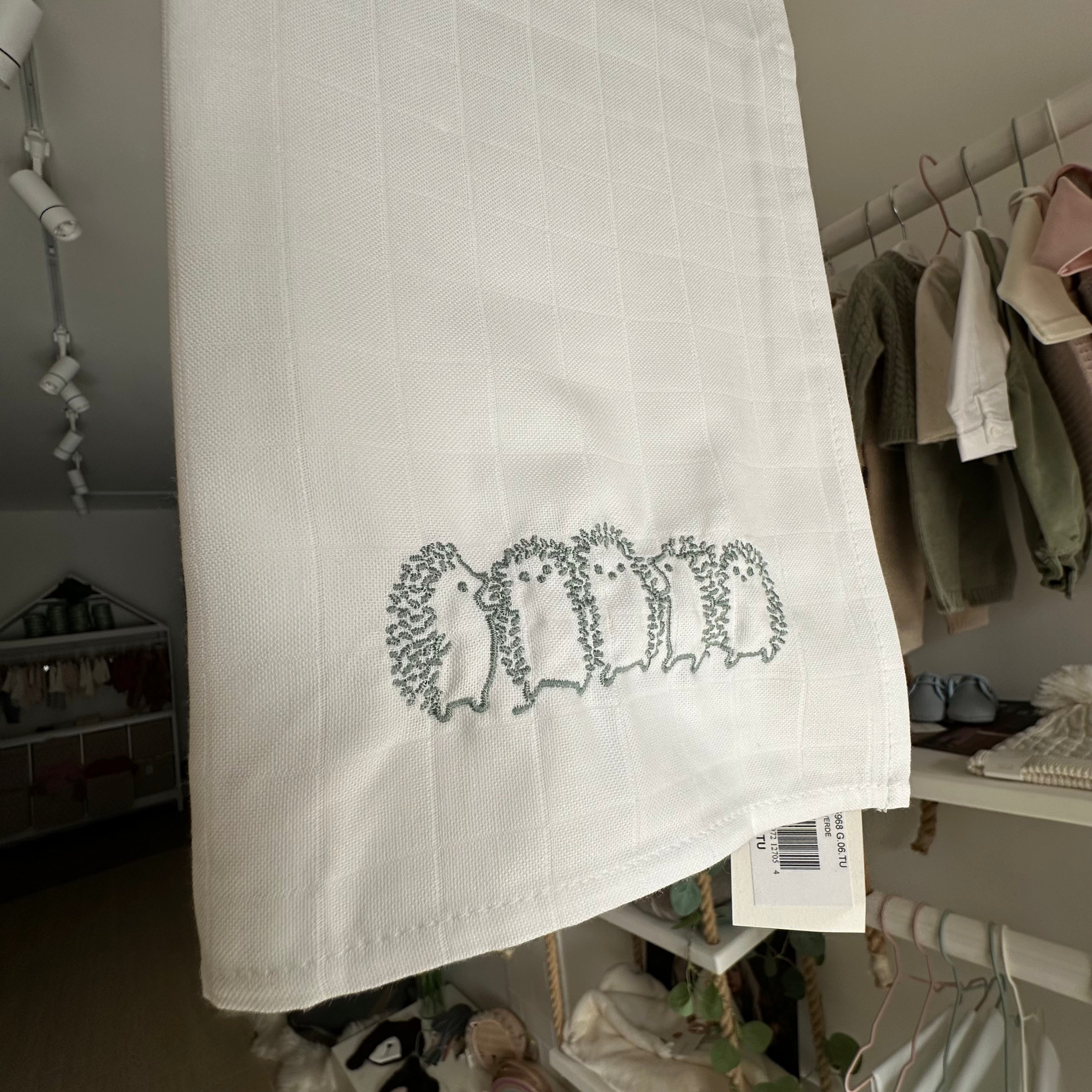 Wedoble Mussola in Cotone Ricamata Riccio Verde - Be Brave Boutique