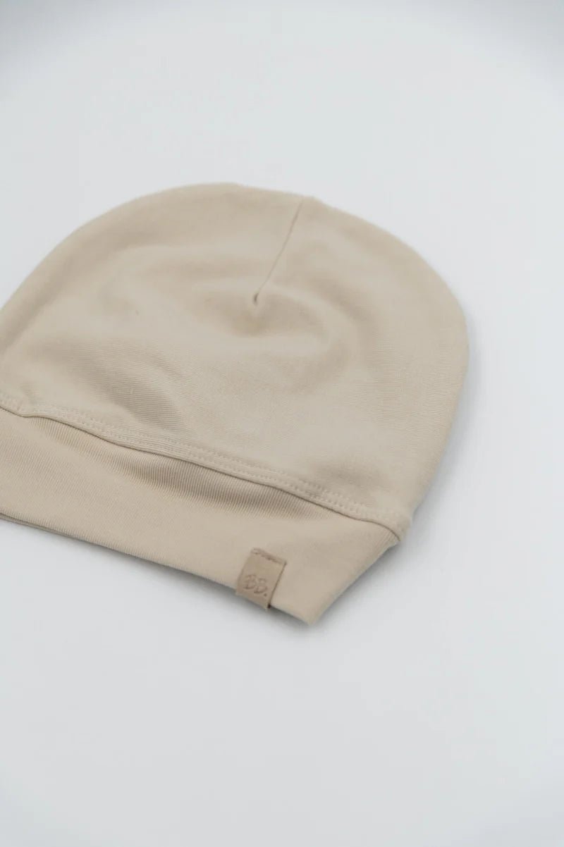 Cappellino con bordo - SAND 10 0/6 MESI - Be Brave Boutique