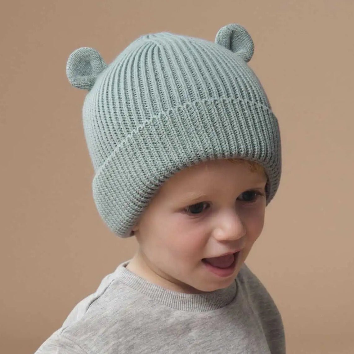 Cappellino per bambini con orecchie da orsetto