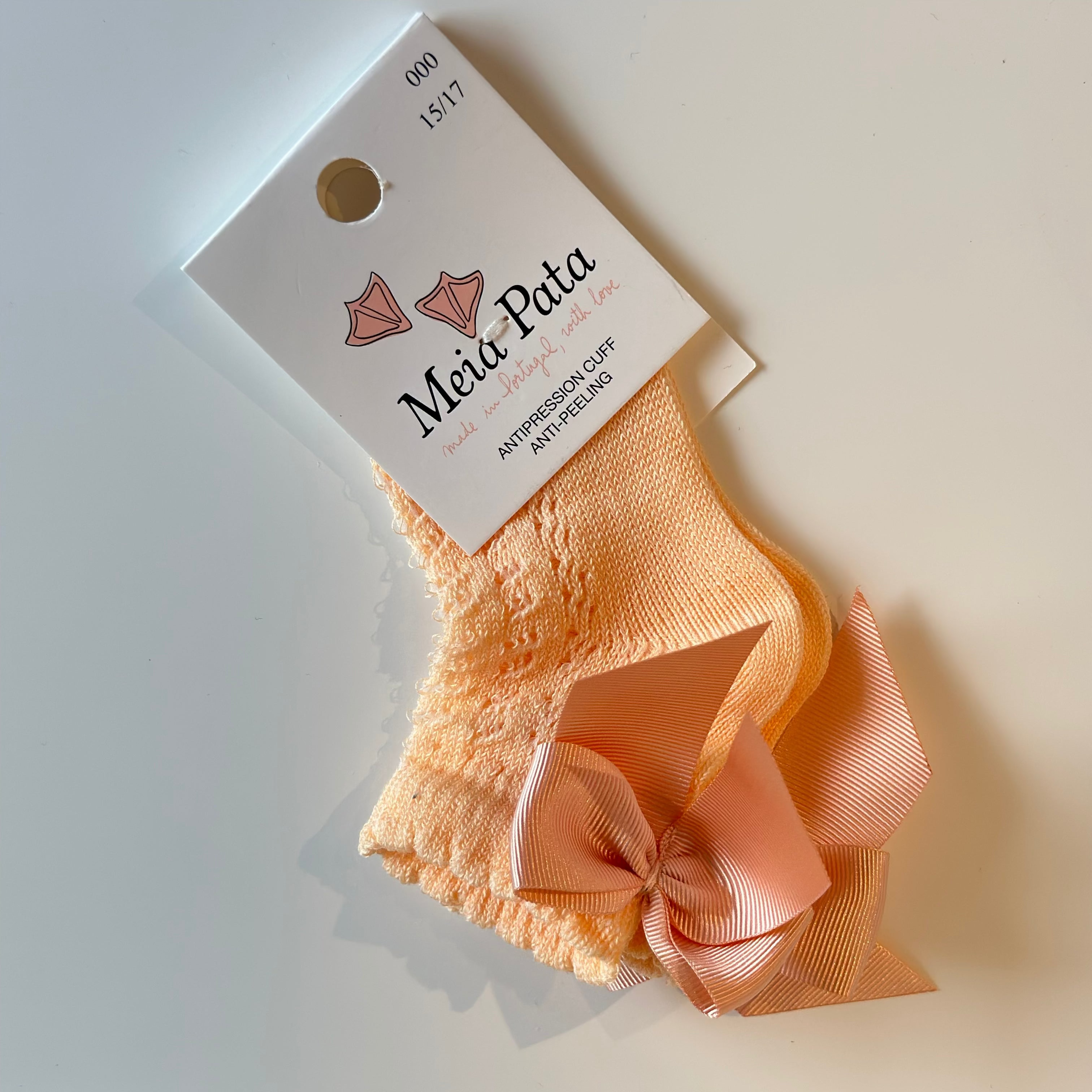 Calze bimba basse con fiocco traforate Peach Meia Pata - Be Brave Boutique