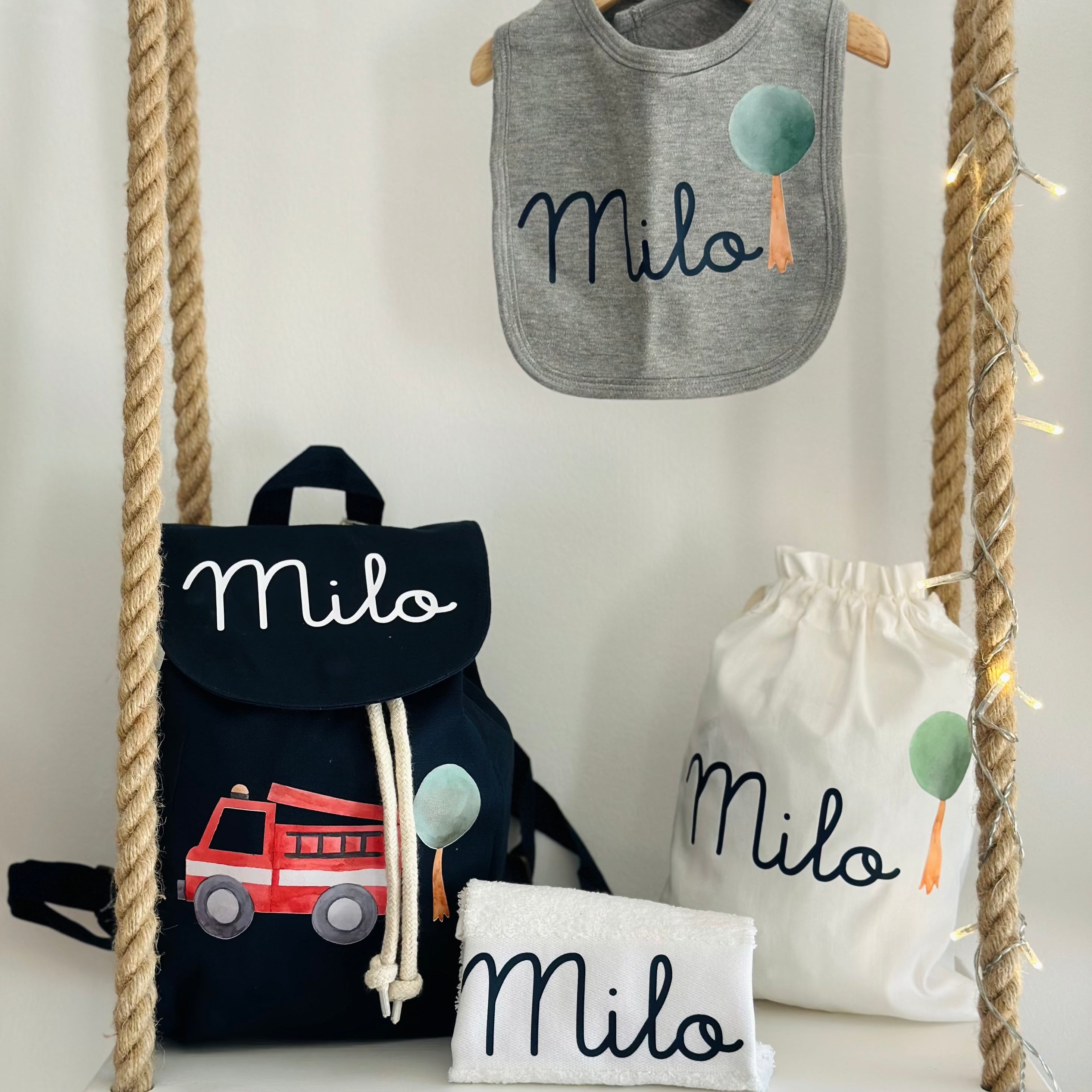 Set asilo Mini Zaino, Sacchetto cambi, asciugamani e bavetta pompieri - Be Brave Boutique