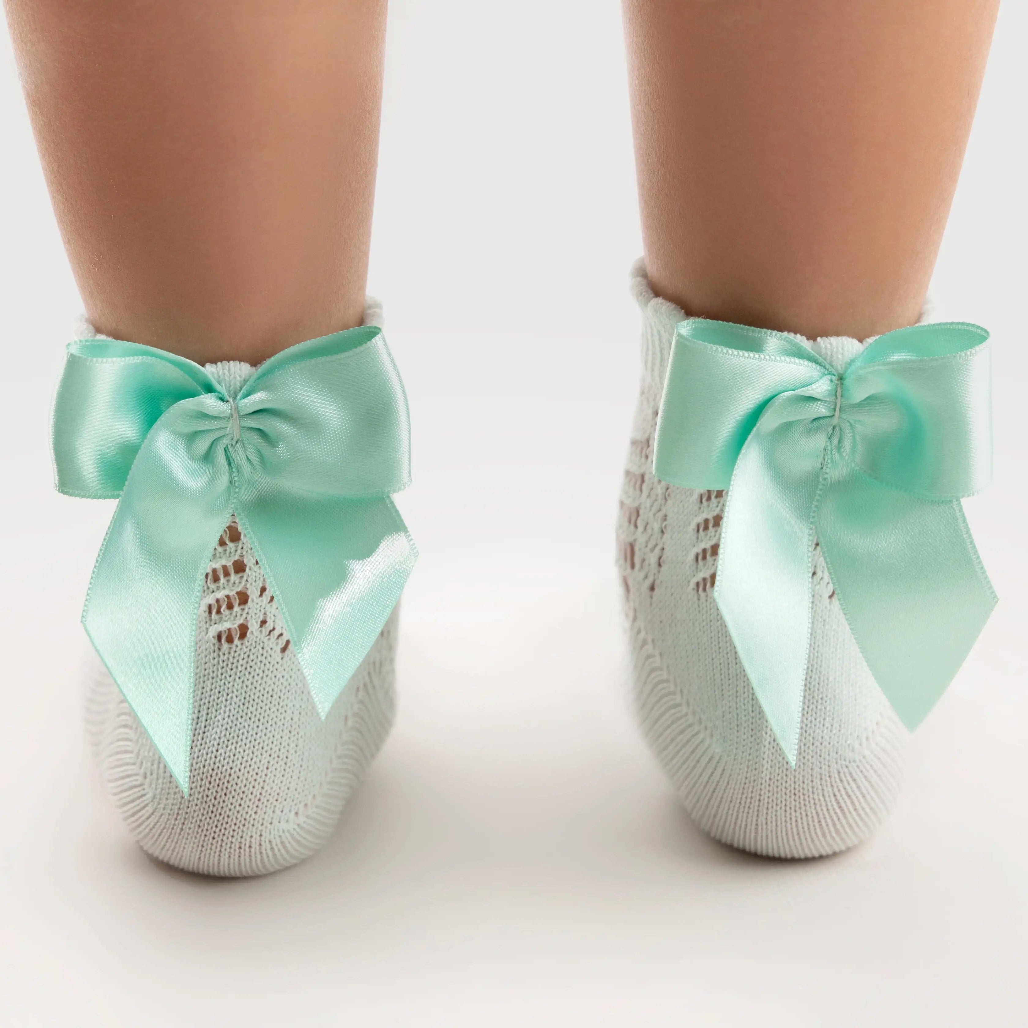 Calze bimba basse con fiocco traforate Water Green Meia Pata - Be Brave Boutique