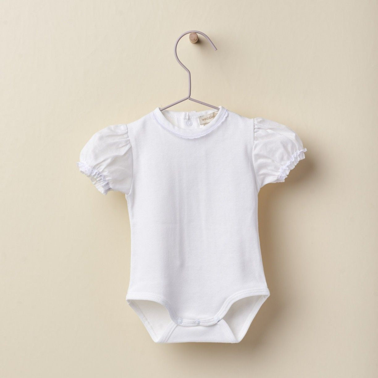T shirt a body bianco in cotone con maniche a sbuffo - Be Brave Boutique