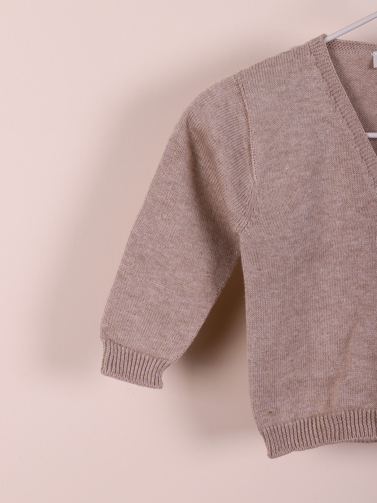 Cardigan in filo a V cammello - Be Brave Boutique