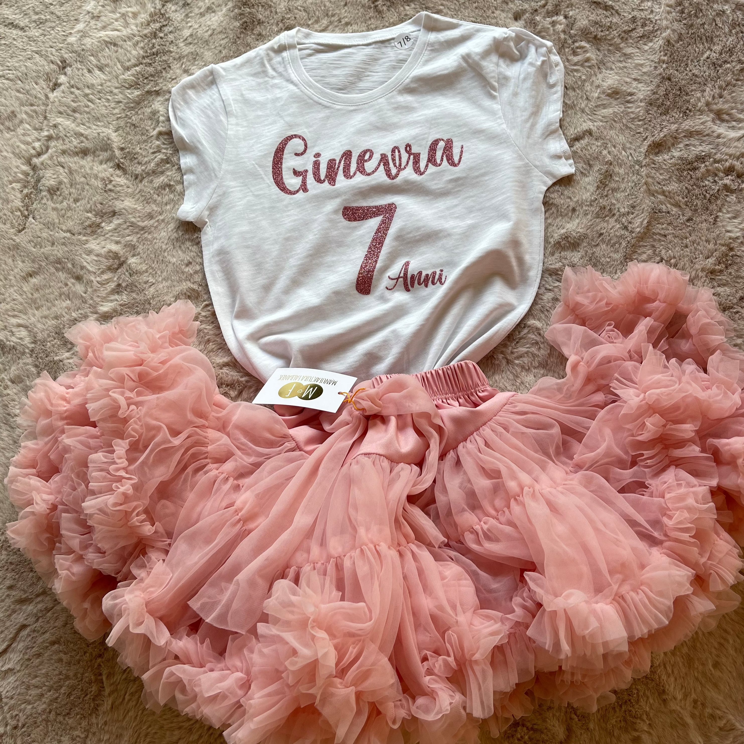 T-shirt bambina personalizzabile con nome e numero compleanno - Be Brave Boutique