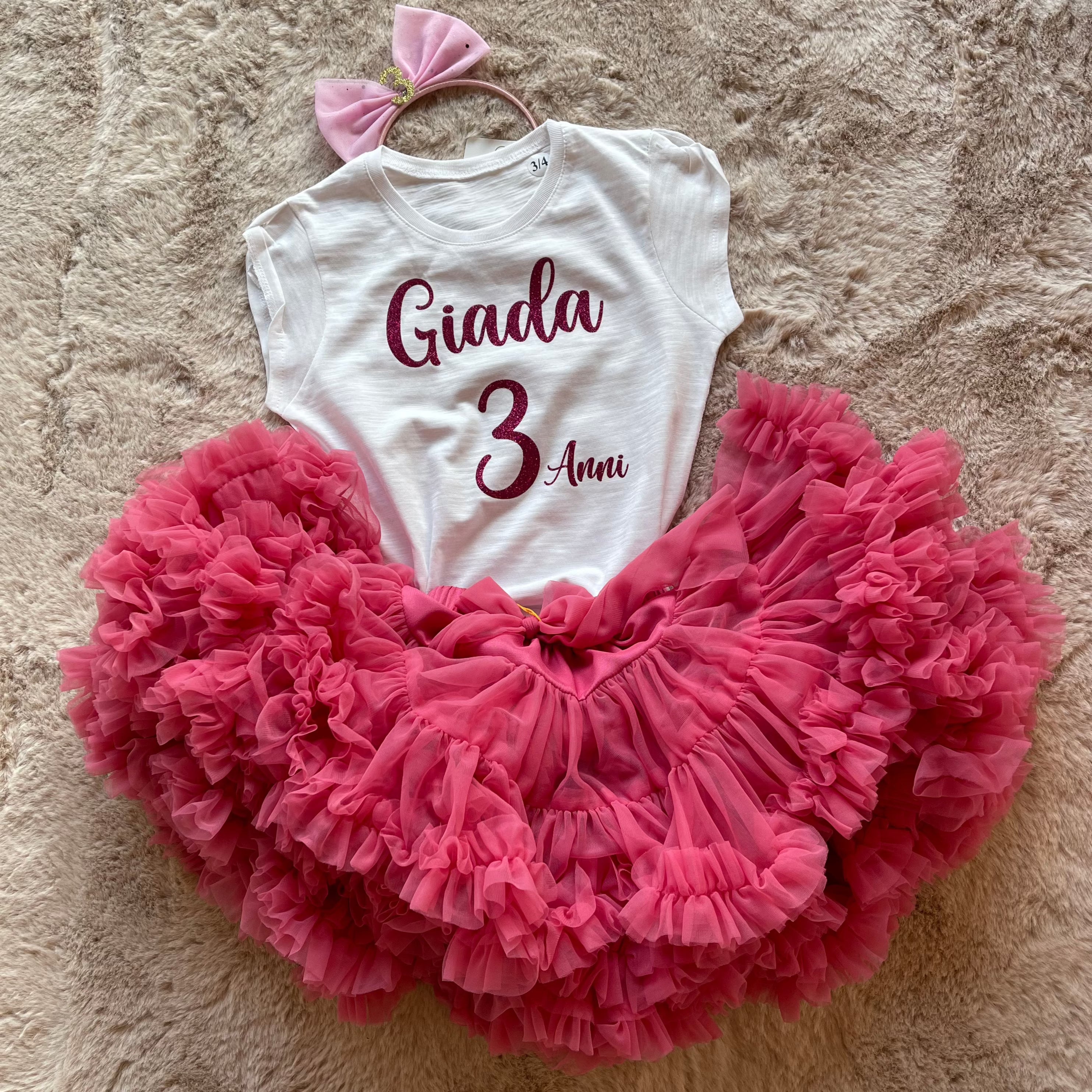 T-shirt bambina personalizzabile con nome e numero compleanno - Be Brave Boutique