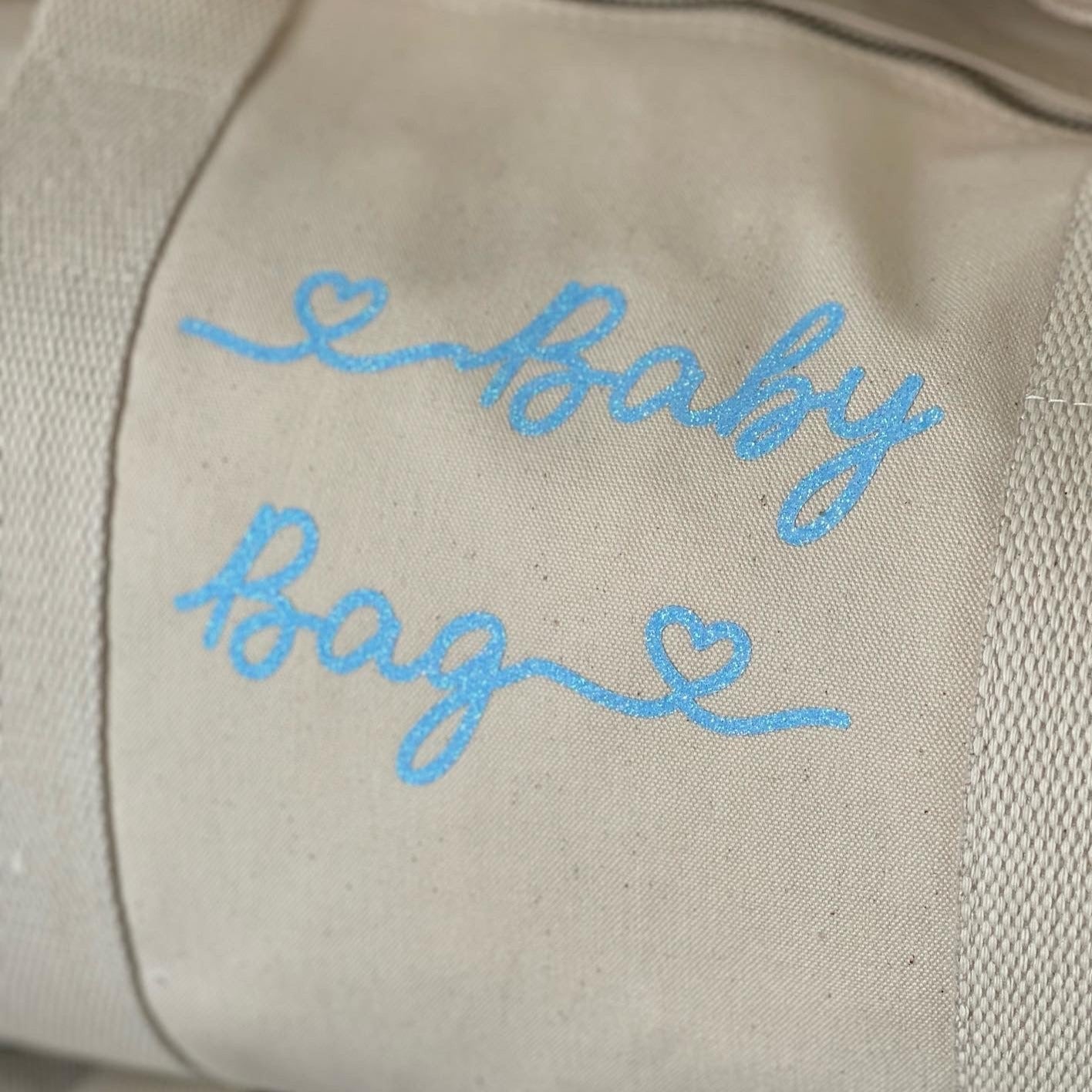 Borsone mamma, 1 borsone baby e 2 Pochette con cuoricini - Be Brave Boutique