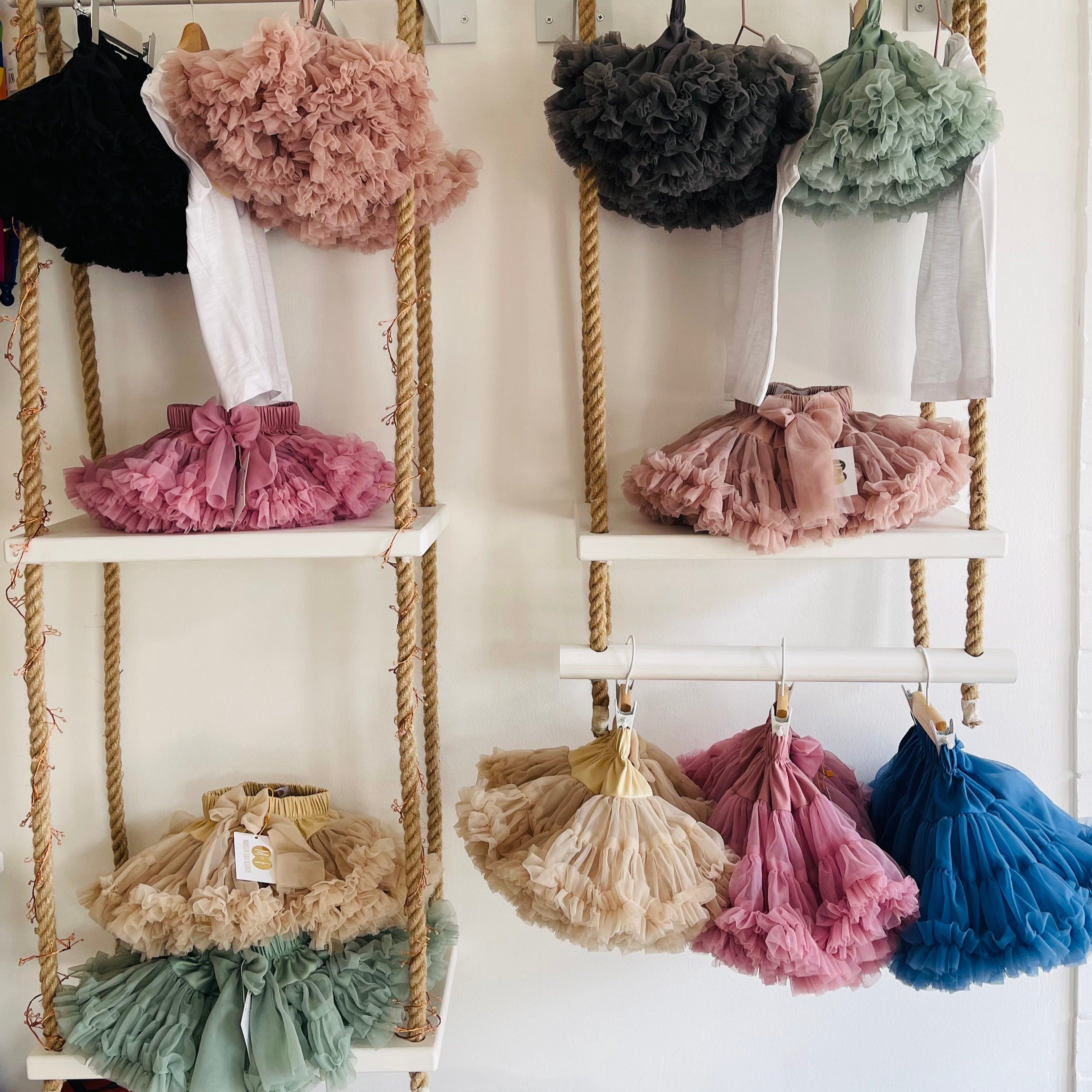 Gonna Ampia in Tulle Dusty Mint - Be Brave Boutique