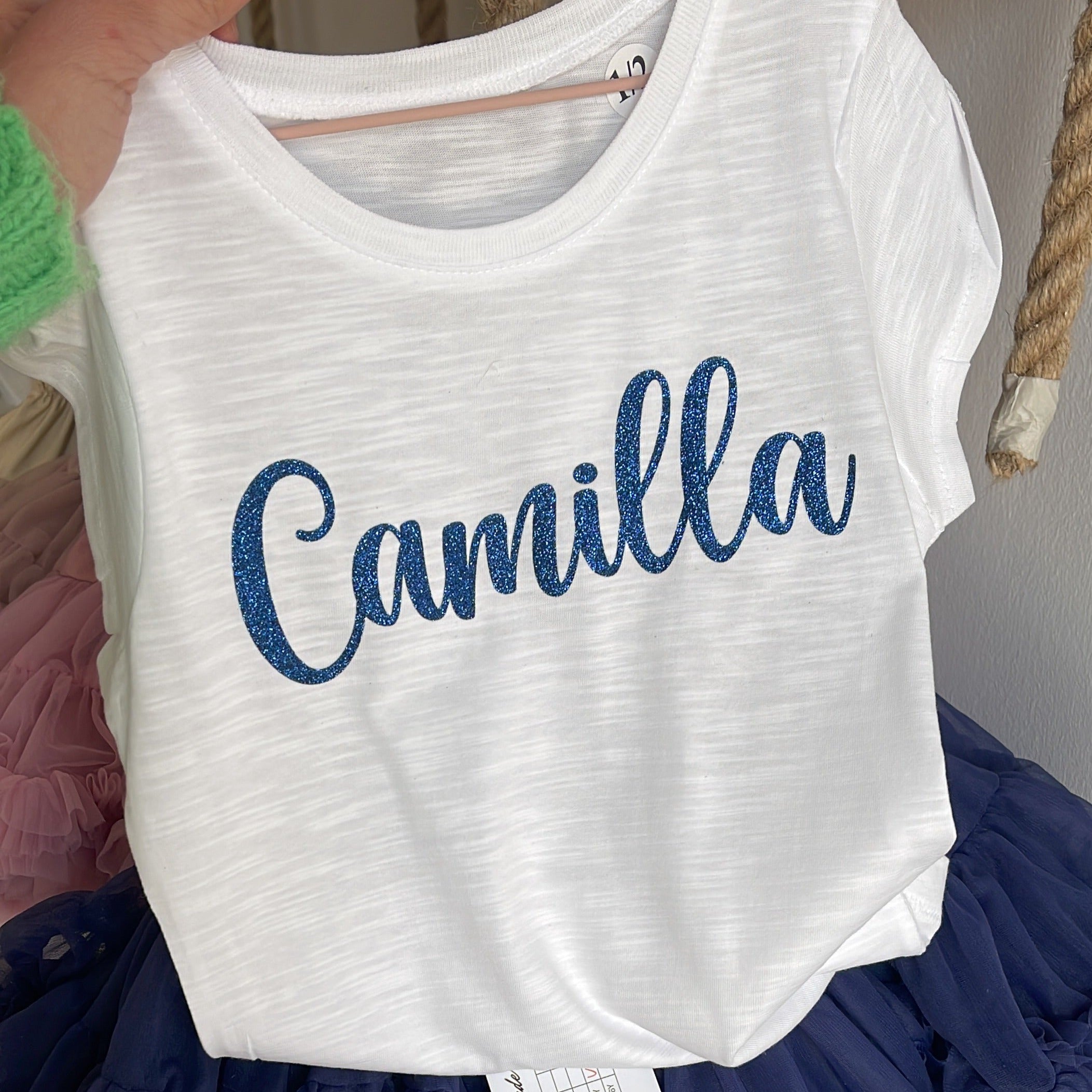 T-shirt bambina personalizzabile con nome e numero compleanno - Be Brave Boutique