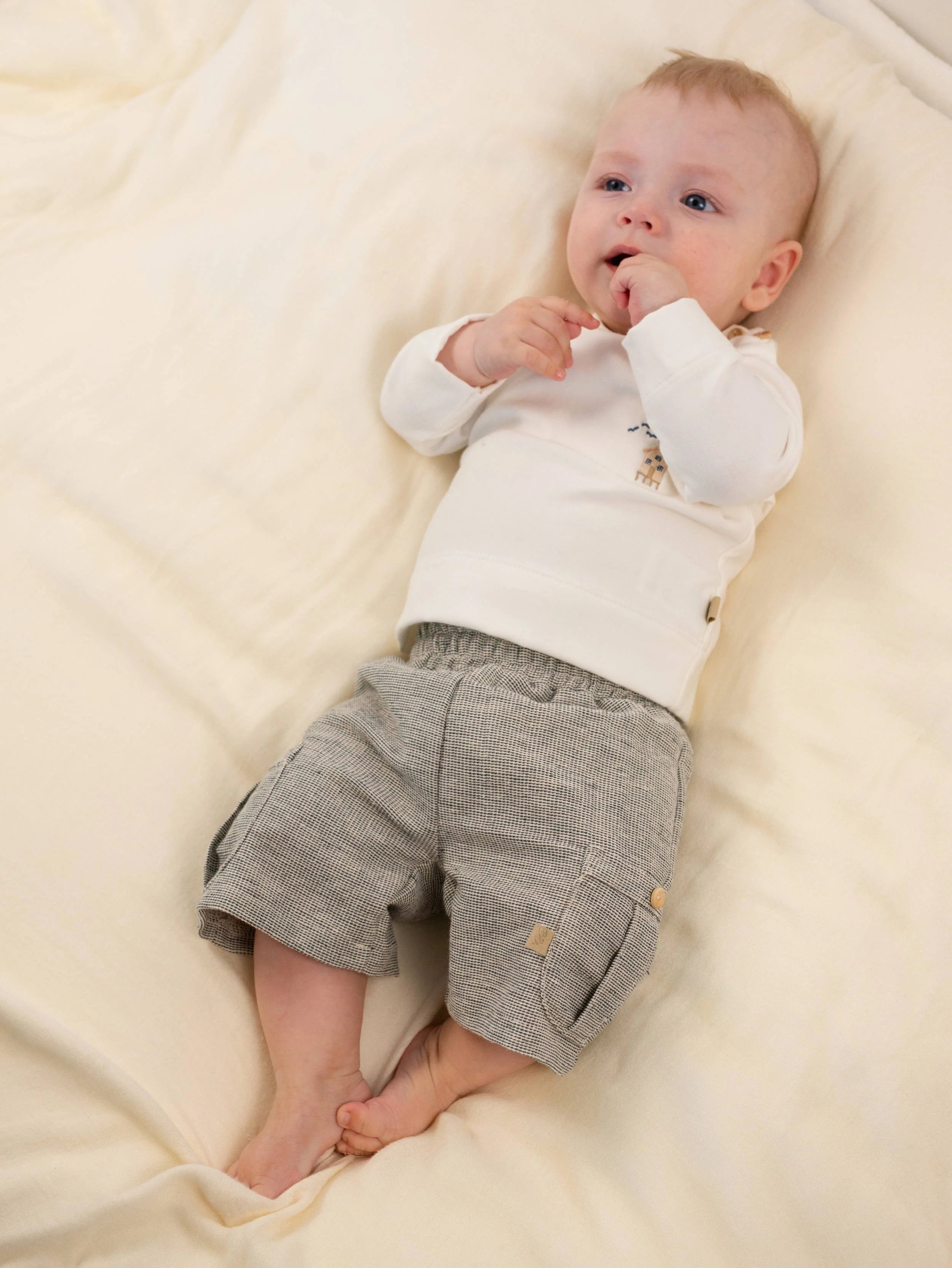 Maglia con ricamo Surf house - OFFWHITE 111