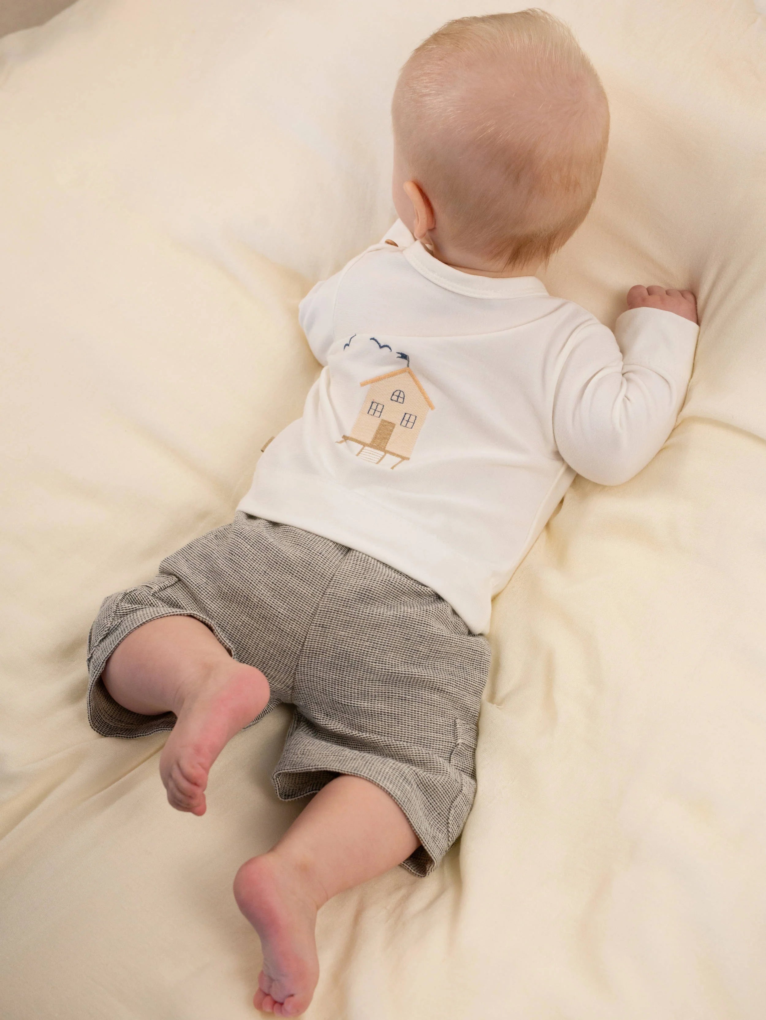 Maglia con ricamo Surf house - OFFWHITE 111