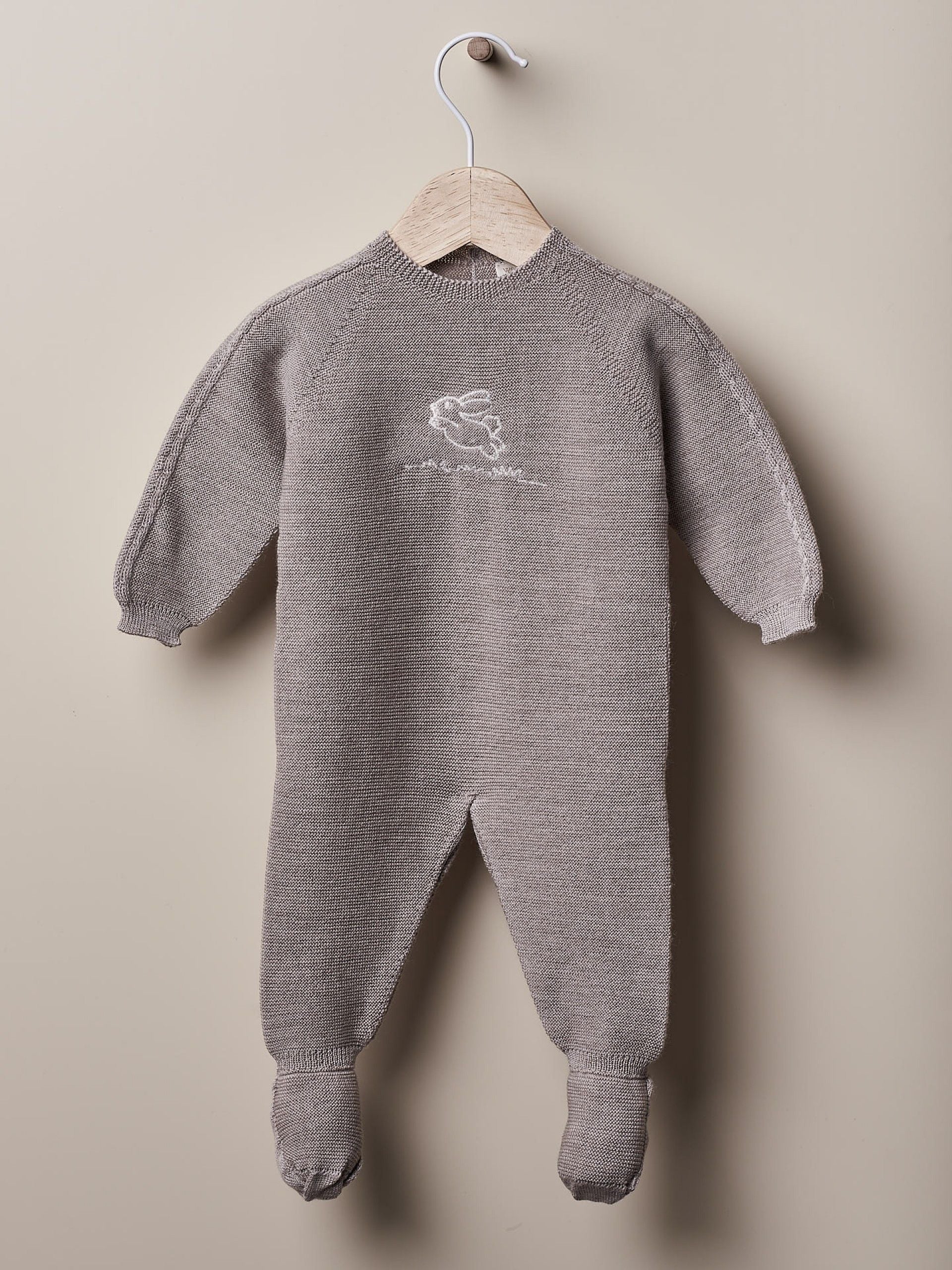 Tutina  DEAR BUNNY IN THE SNOW in lana merino extrafine con ricamo