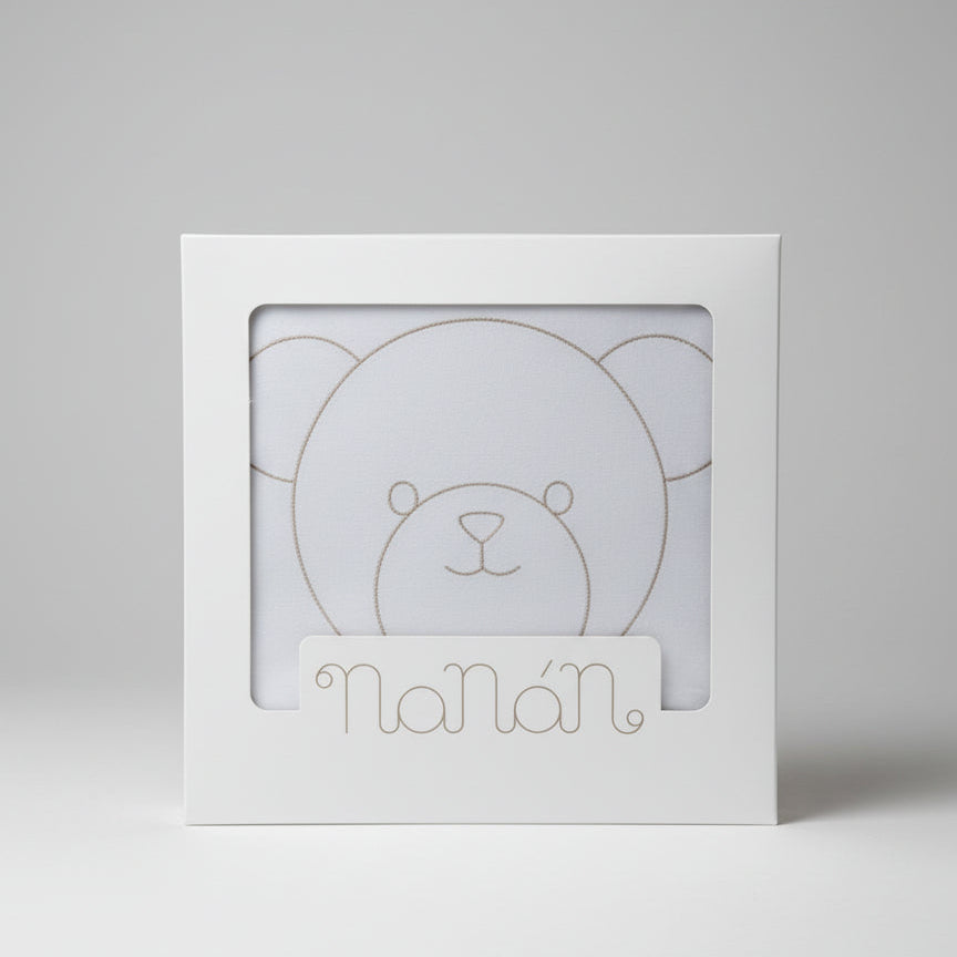 Copertina invernale  Bianca Nanan con ricamo Orsetto