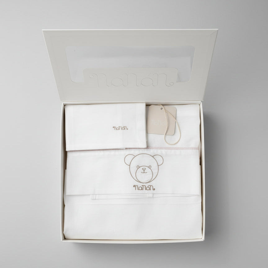 Lenzuolo carrozzina  con piping Nanan con ricamo orsetto