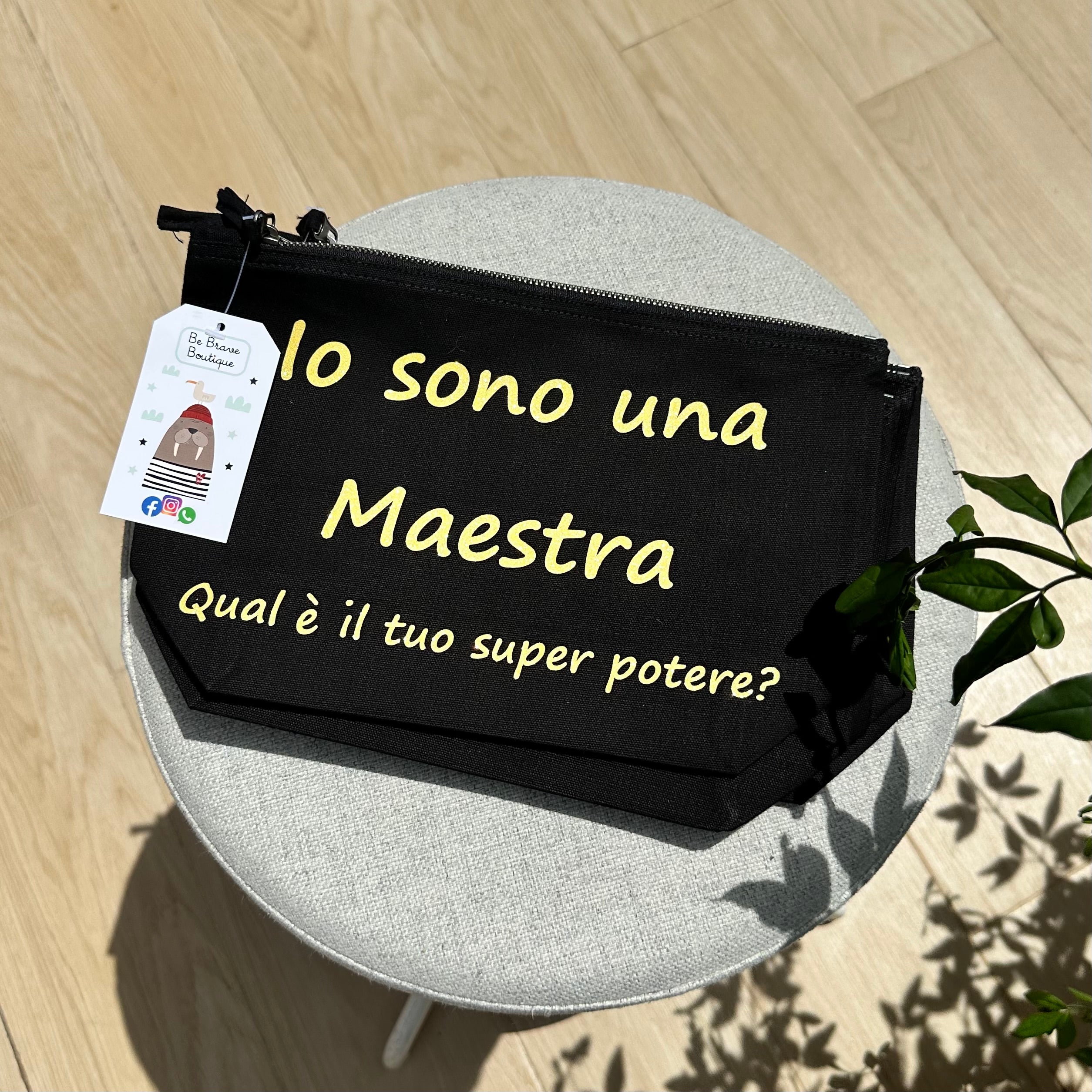 Pochette super poteri, idea regalo per Maestre - Be Brave Boutique