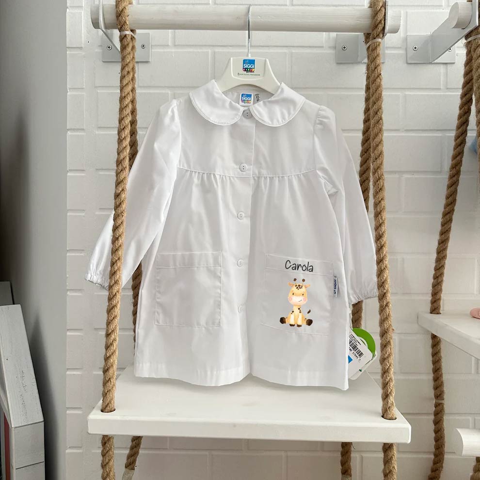 Grembiule Siggi Bimba  Cucciolo di Giraffa Personalizzabile con nome - Be Brave Boutique
