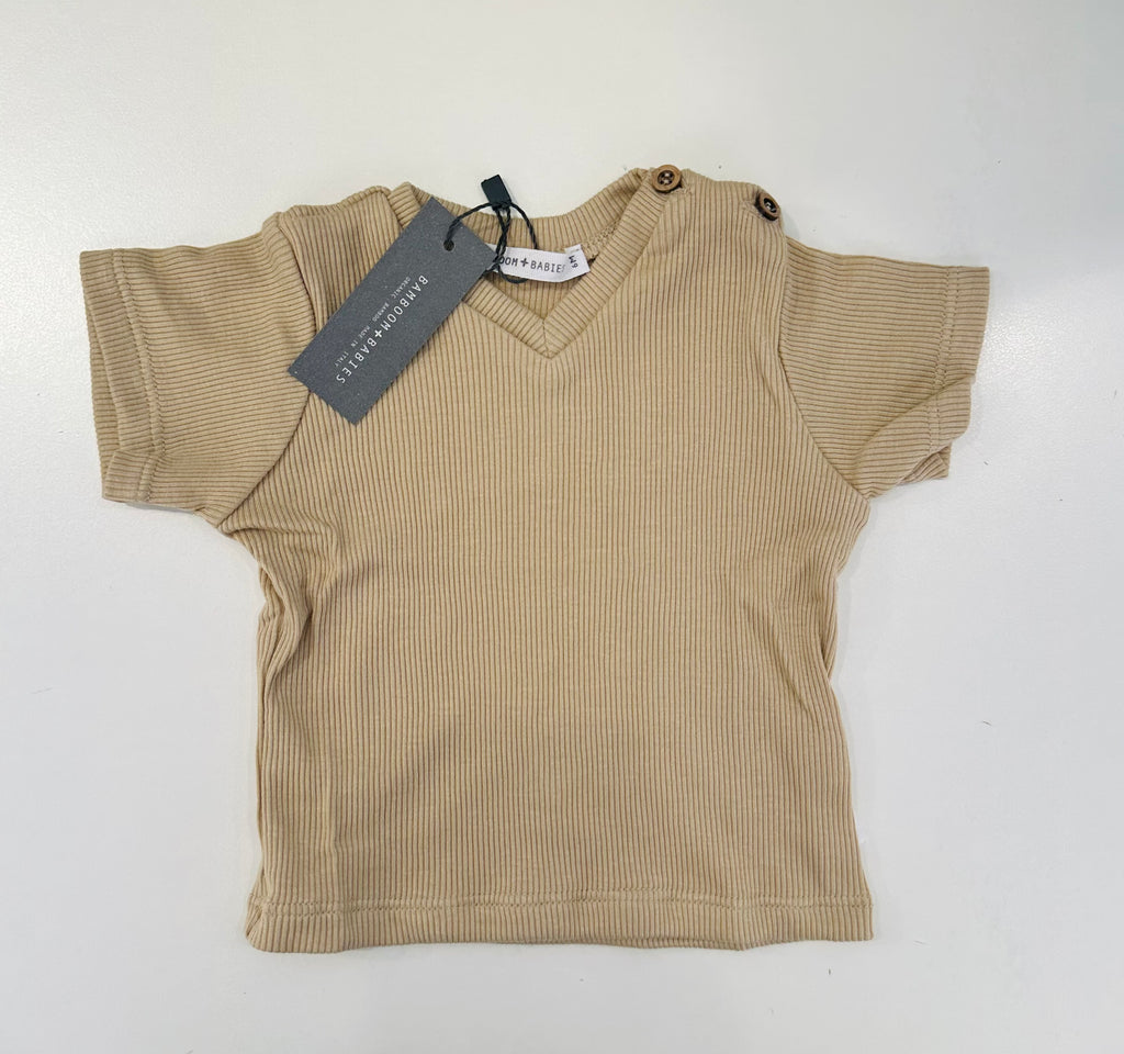 Shirt manica corta scollo V - 334 Cammello - Be Brave Boutique